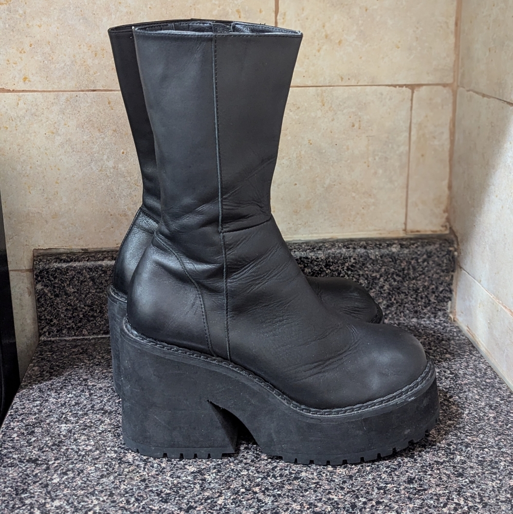 Unif Black Leather Platform Boots